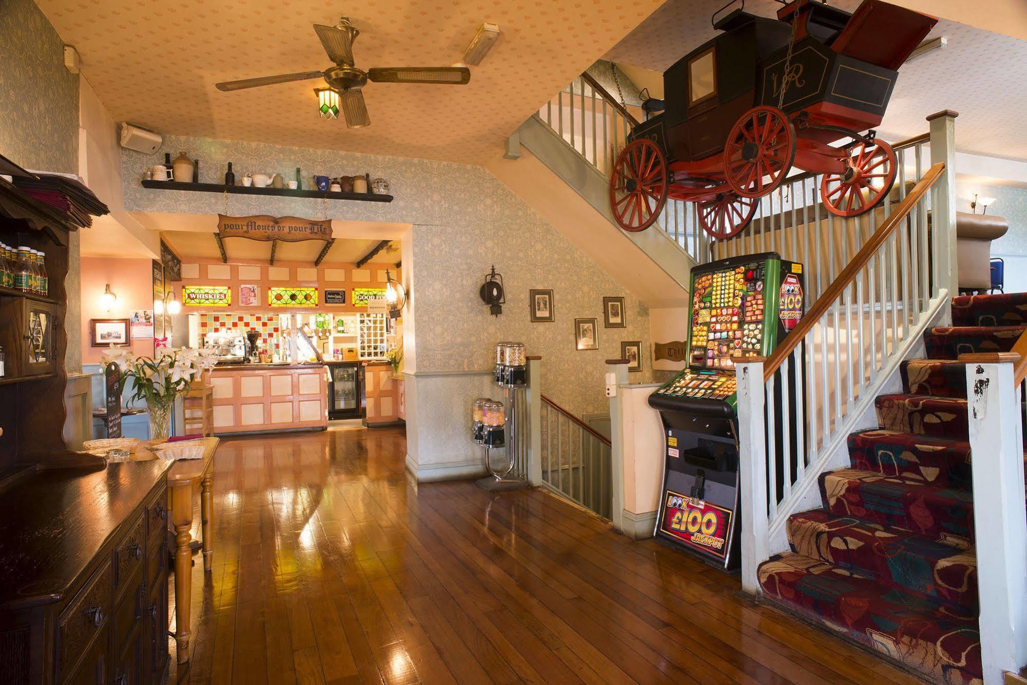 The Highwayman Inn شيبتون ماليت المظهر الخارجي الصورة