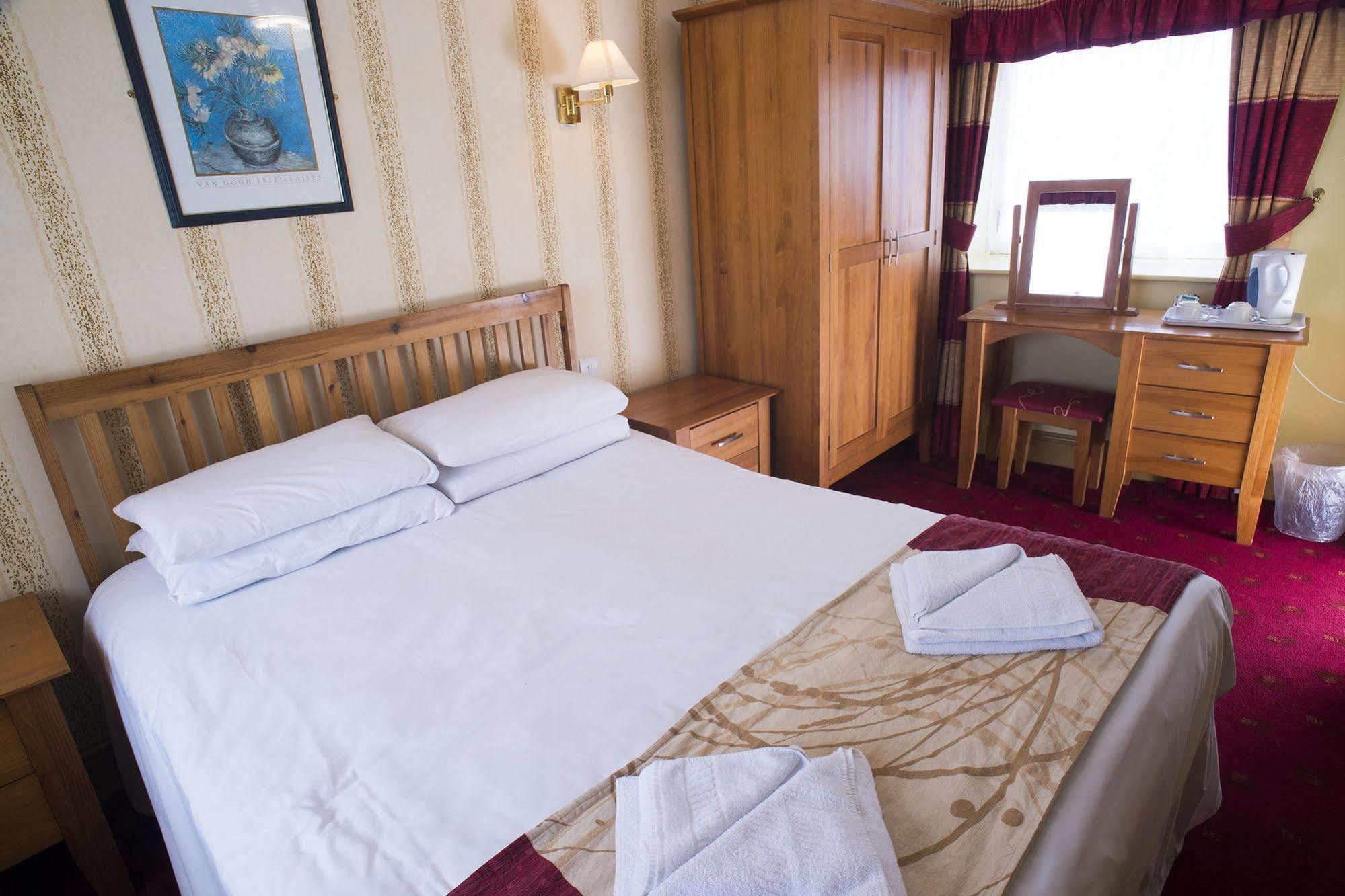 The Highwayman Inn شيبتون ماليت المظهر الخارجي الصورة